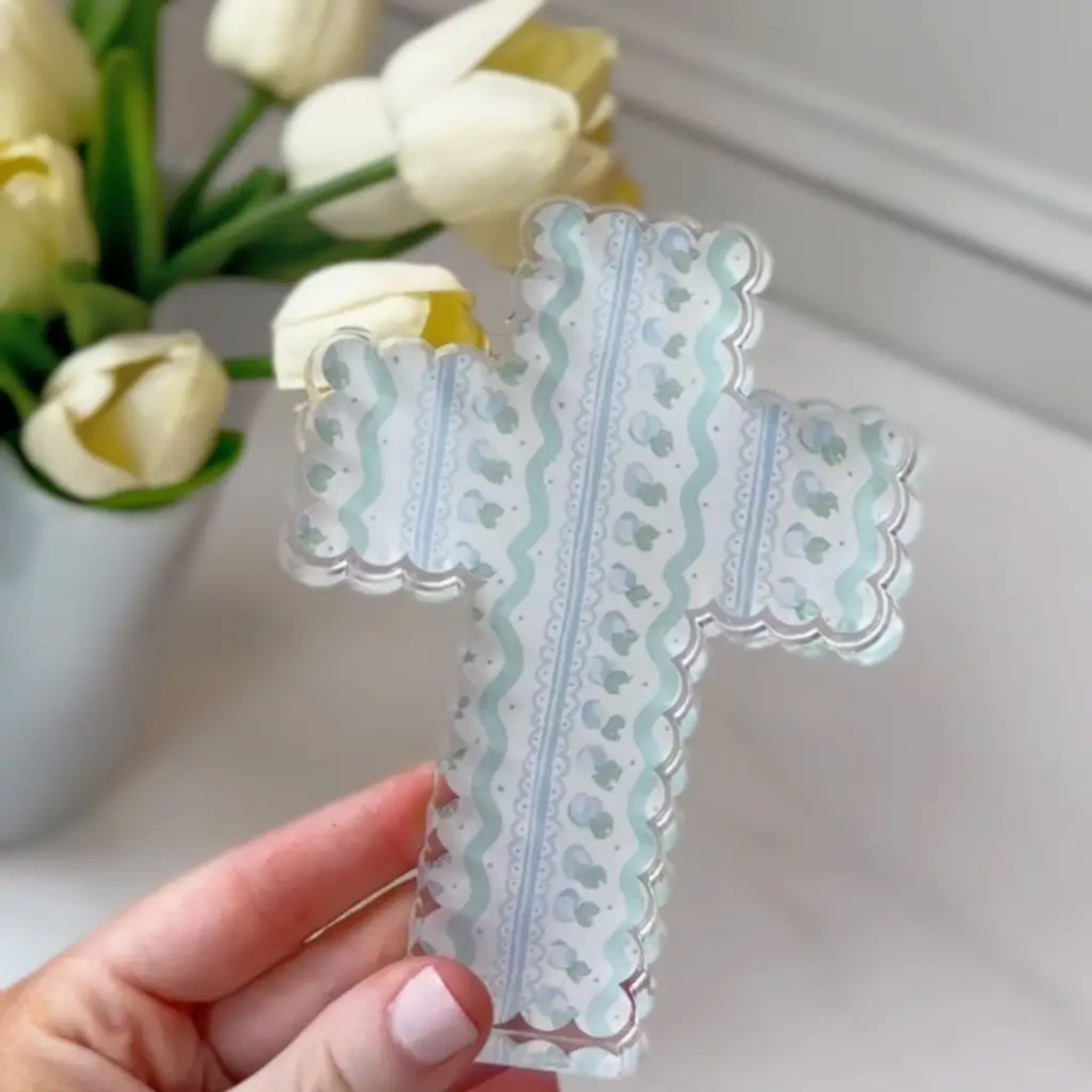 Scalloped Acrylic Cross Blocks