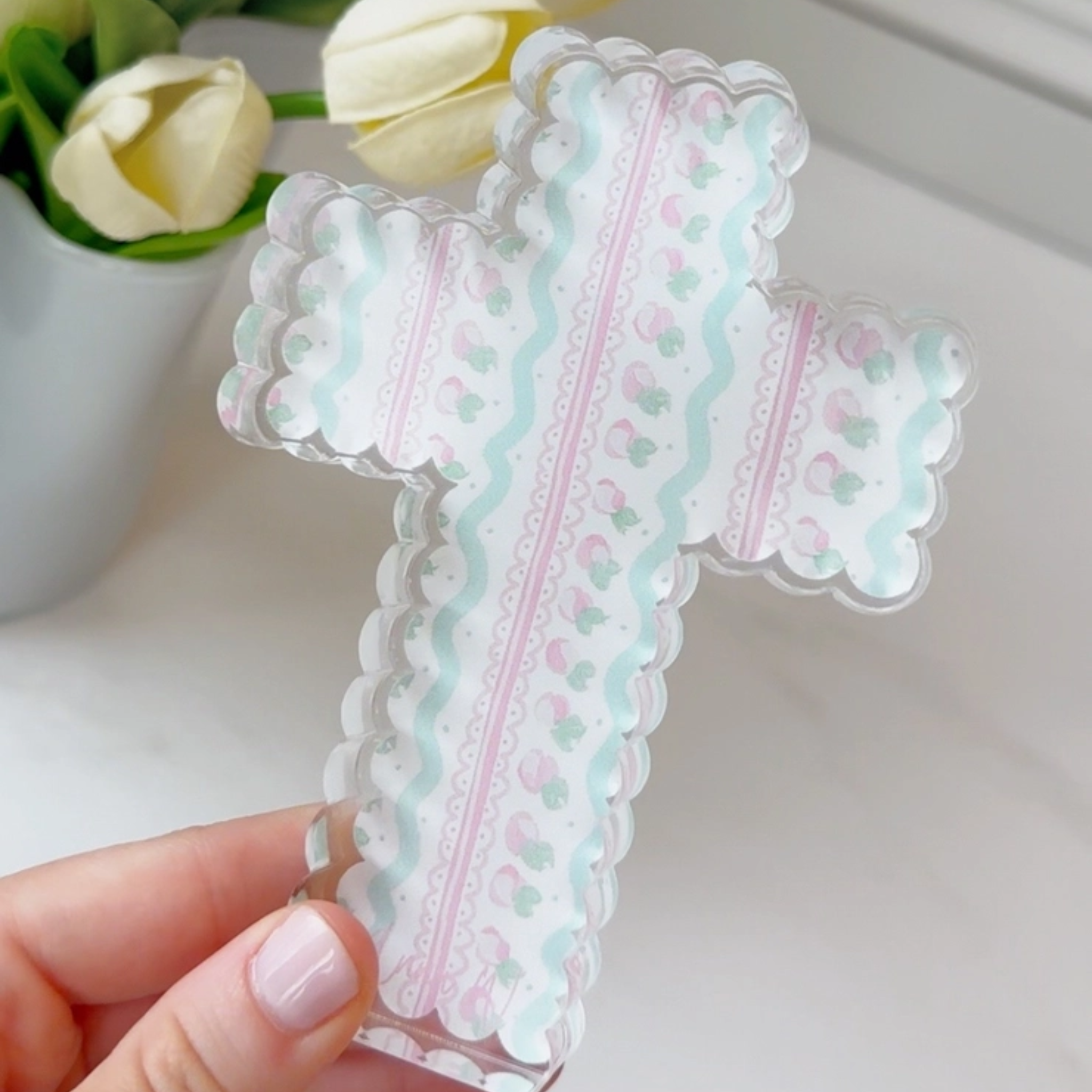Scalloped Acrylic Cross Blocks
